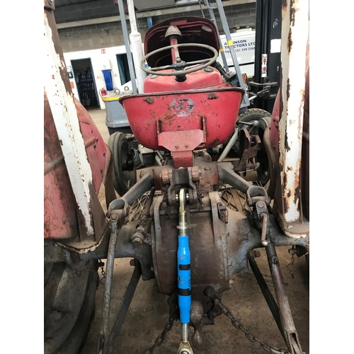 221 - A MASSEY FERGUSON 35 140 TMA REGISTERED 25.10.1961