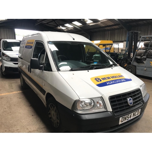 227 - A FIAT SCUDO VAN DN54 NCD REGISTERED 15.12.2004 120000 MILES MOT 16.12.19