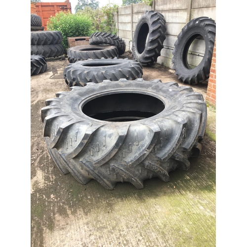 43 - A KLEBER TYRE 580 70 38