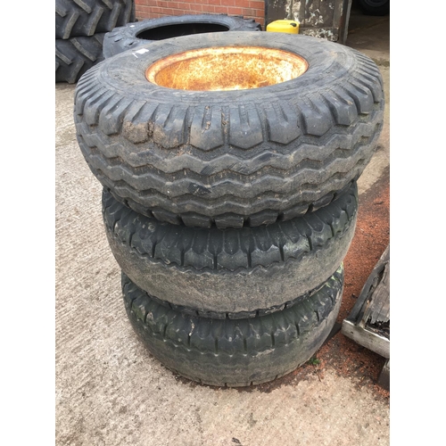 82 - THREE WHEELS AND TYRES 11.5 80 15.3