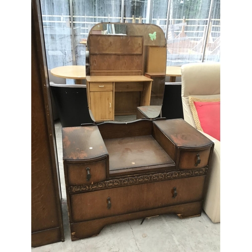 1175 - AN OAK THREE PIECE BEDROOM SUITE - A DRESSING TABLE, WARDROBE AND CHEST OF FOUR DRAWERS