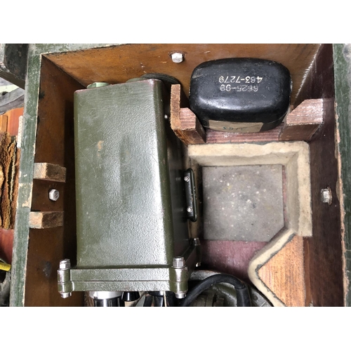 533 - AN ARMY 'MINE' DETECTOR IN ORIGINAL GREEN WOODEN CRATE WITH INSTRUCTIONS AND LOG BOOK