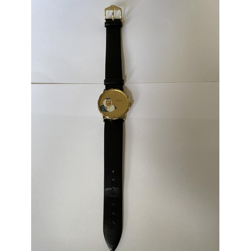 A RAYMOND WEIL GENTLEMAN S WRIST WATCH NUMBERED 7022. SIGNED