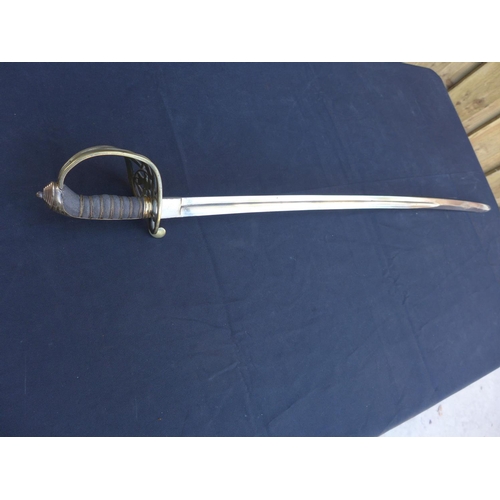 336 - A VICTORIAN ARTILLERY OFFICER'S SWORD - 83 CM BLADE