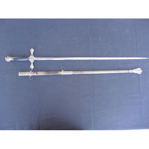 338 - AN AMERICAN MASONIC SWORD AND SCABBARD - 75 CM BLADE