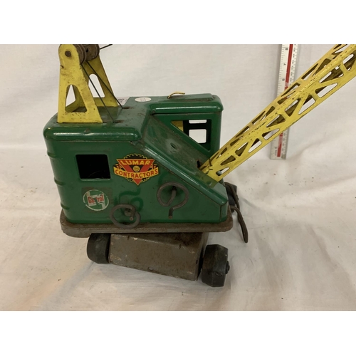 83 - A VINTAGE TIN PLATE TOY CRANE