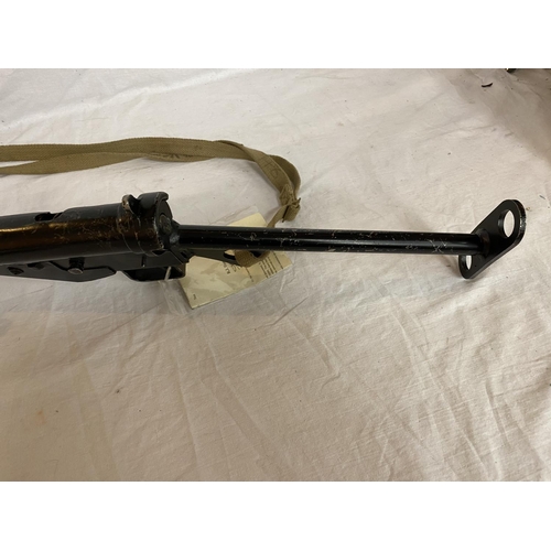 419 - A MK II STEN GUN WITH MAGAZINE, CARRY STRAP AND EU DECOMMISSIONING CERTIFICATE