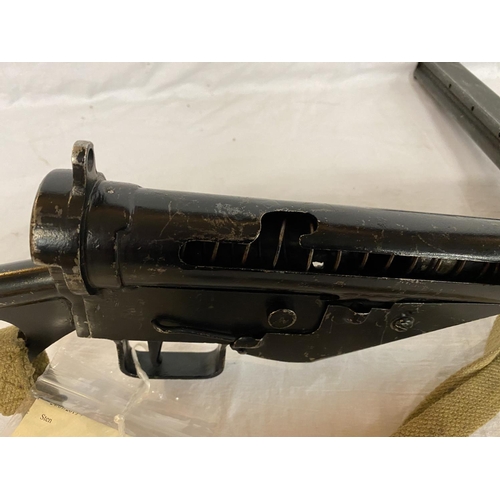 419 - A MK II STEN GUN WITH MAGAZINE, CARRY STRAP AND EU DECOMMISSIONING CERTIFICATE