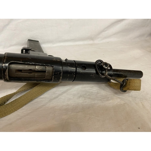 419 - A MK II STEN GUN WITH MAGAZINE, CARRY STRAP AND EU DECOMMISSIONING CERTIFICATE