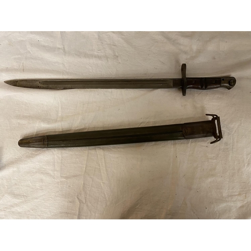 431 - A 1917 REMINGTON US BAYONET AND SCABBARD