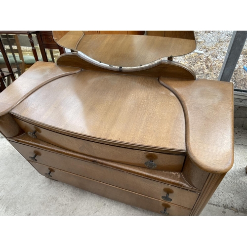 1520 - A MAHOGANY DRESSING TABLE WITH THREE DRAWERS AND UNFRAMED MIRROR