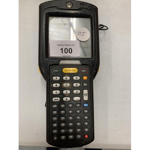 100 - A BAR CODE READER