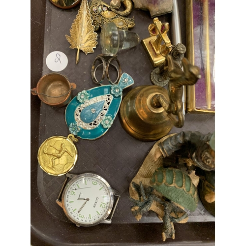 107 - A TRAY CONTAINING VARIOUS COLLECTABLES TO INCLUDE THIMBLES, CALLIGRAPHY PENS AND NIBS, WATCH FACE, B... 