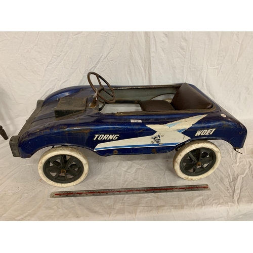 118 - A VINTAGE TORING WOEI CHILDRENS PEDAL RACING CAR IN BLUE