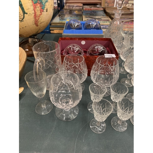 198 - VARIOUS CUT GLASS TO INCLDE BOXED BRANDY, A DECANTER ETC