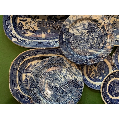 277 - A COLLECTION OF BLUE AND WHITE WARE TO INCLUDE MEAT PLATTERS, PLATES ETC SOME A/F