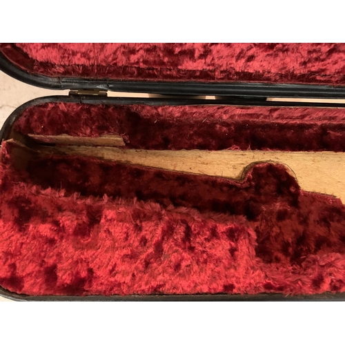 284 - A VINTAGE SHOT GUN CASE