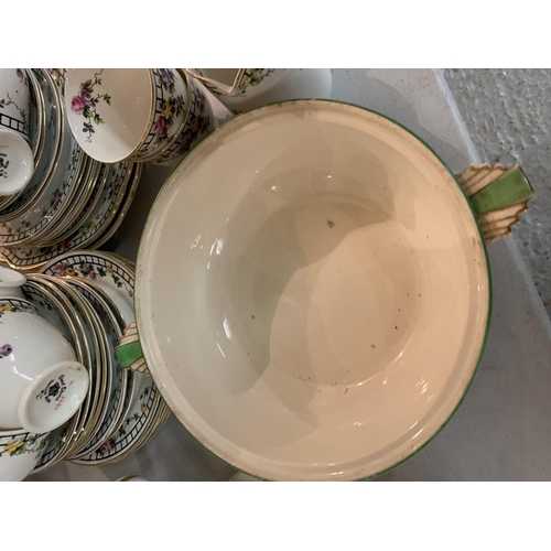 496 - A LARGE COLLECTION OF CHINA CUPS AND SAUCERS AND A LOLSOL ART DECO STYLE SERVING DISH