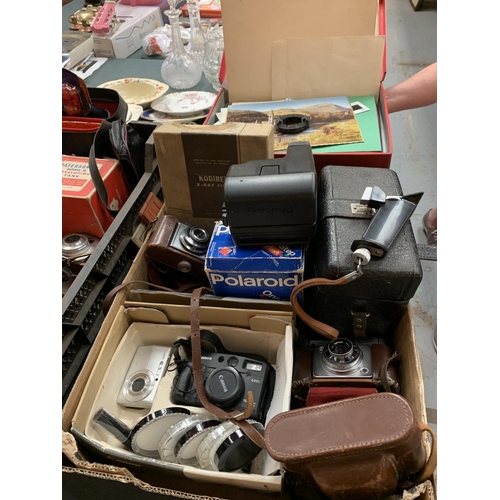 78 - A LARGE QUANTITY OF CAMERAS AND RELATED ITEMS TO INCLUDE A CANON, POLAROID, ZEISS IKON, ILFORD SPORT... 