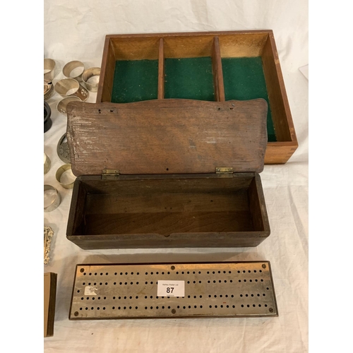 87 - VARIOUS VINTAGE ITEMS TO INCLUDE EPNS, BRASS, FRAMES, WOODEN CUTLERY TRAY, DOMINO SCORE BOARD