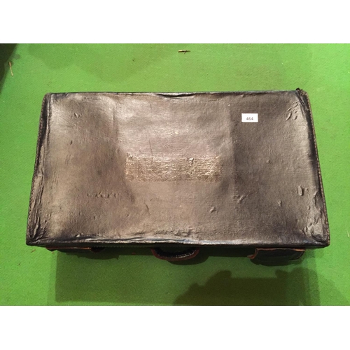 464 - A VINTAGE LARGE LEATHER CASE