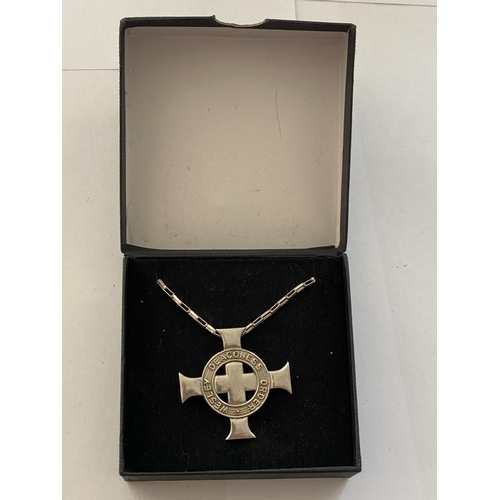 702 - A HALLMARKED BIRMINGHAM SILVER 1892 WESLEY DEACONESS ORDER CROSS AND CHAIN