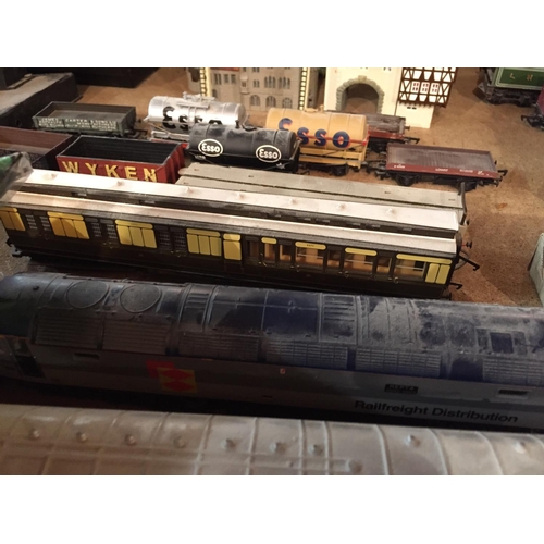 483 - A LARGE QUANTITY OF HORNBY AND BACHMANN OO GAUGE TRAINS, TRACK AND ACCESSORIES ETC