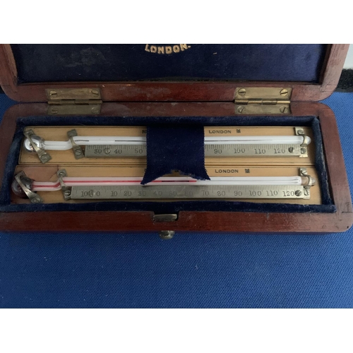 515 - NEGRETTI & ZAMBRA OF LONDON THERMOMETER WITHIN WOODEN CASE, EARLY 20TH CENTURY