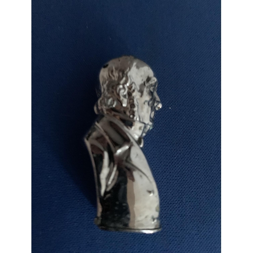 560 - CHROME SNUFF BOX IN THE FORM OF A GENTLEMAN WITH HINGED LID