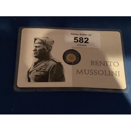 582 - COMMEMORATIVE BENITO MUSSOLINI ITALIAN GOLD COIN ENCASED WITHIN A PLASTIC CARD