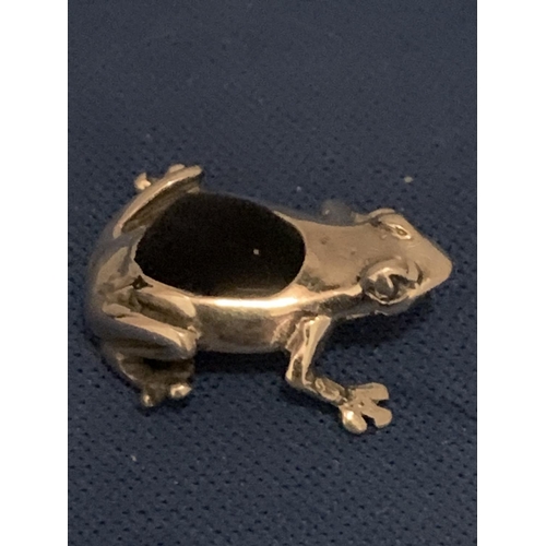 592 - MINIATURE SILVER FROG PIN CUSHION MARKED 925