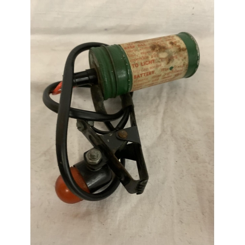 685 - VINTAGE EASCO LIFE JACKET LIGHT