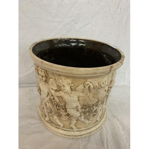 709 - EARLY 20TH CENTURY BRETBY PLANTER CHERUB DECORATED IN  22cm HIGH