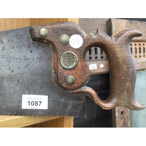 1087 - A VINTAGE WOODEN SAW