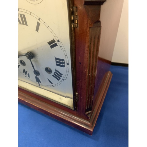 2 - A GERMAN WURTENBURG MAHOGANY CASED WESTMINSTER CHIMING BRACKET CLOCK WITH FAST SLOW DIAL AND CHIME S... 