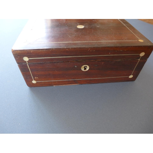 307 - A ROSEWOOD VENEERED BOX