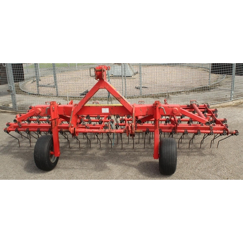 54 - AN 11 FEET EINBOCK AERROSTAR FZHE 300 GRASS HARROWS