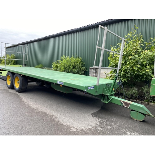 70 - A 2011 WARWICK 25 FOOT BALE TRAILER WITH SPRUNG DRAW BAR AND STEEL FLOOR ON SUPER SINGLES