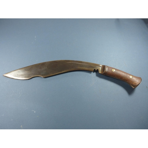 391 - A KUKRI KNIFE - 33 CM BLADE