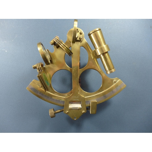 395 - A CASED SEXTANT, THE BRASS FRAME STAMPED STANLEY, LONDON - HEIGHT 19 CM