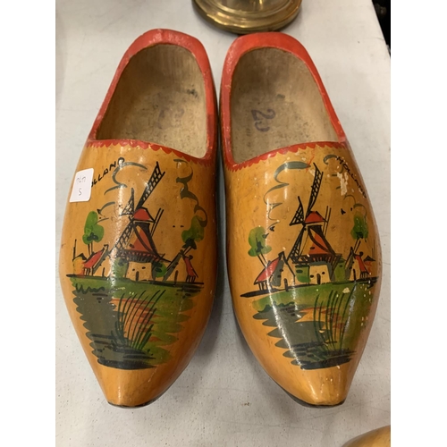 158 - TWO PAIRS OF WOODEN CLOGS DEPICTING DUTCH SCENES