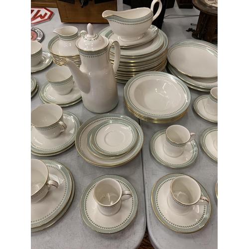 159 - A LARGE COLLECTION OF ROYAL DOULTON 'BERKSHIRE' DINNER WARE TO INCLUDE DINNER PLATES, DISHES, SERVIN... 