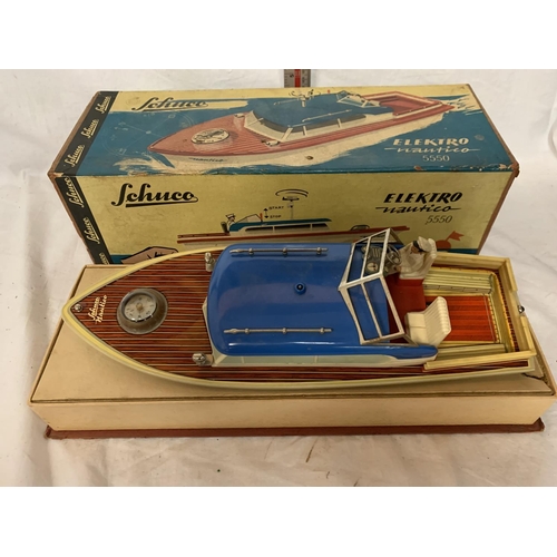 31 - A GERMAN SCHUCO ELEKTRO NAUTICO 5550 MODEL BOAT WITH ORIGINAL BOX