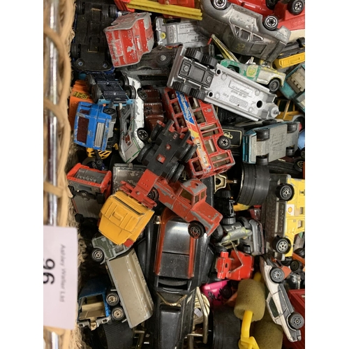 96 - A LARGE QUANTITY OF VINTAGE TOY CARS