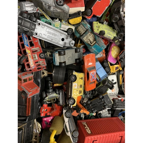 96 - A LARGE QUANTITY OF VINTAGE TOY CARS