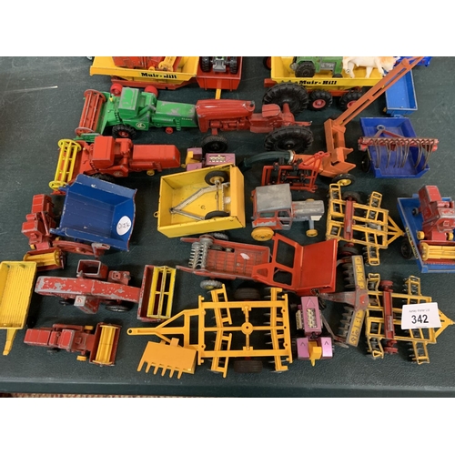 342 - A LARGE COLLECTION OF TOY FARM MACHINERY ETC