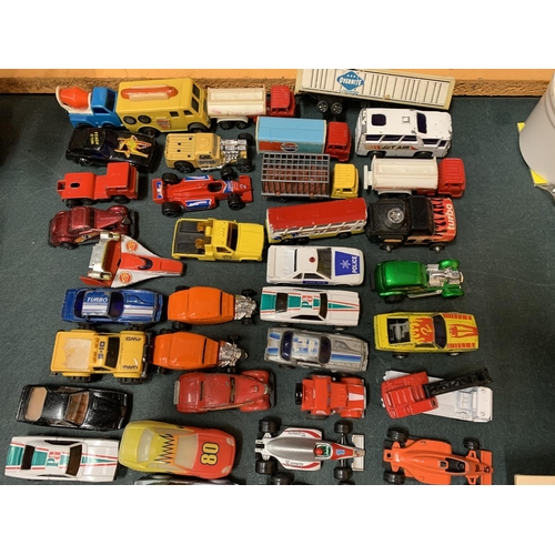 355 - A LARGE COLLECTION OF TOY CARS