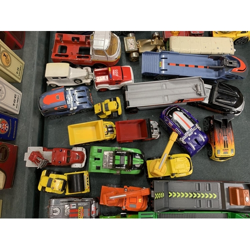 370 - A LARGE COLLECTION OF MODEL VEHICLES