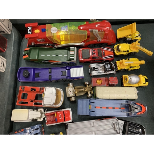 370 - A LARGE COLLECTION OF MODEL VEHICLES