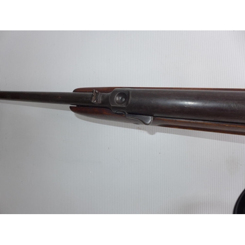 333 - A B.S.A. .177 CALIBRE 'CLUB' AIR RIFLE 47cm BARREL